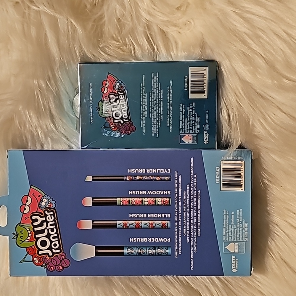 SOLD SOLD SOLD NIB Jolly Rancher Bundle Makeup Brushes and Nail ๐
Kit - Picture 10 of 12
